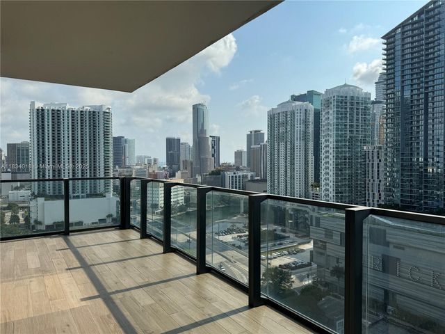 88 SW 7th St 1711, Miami, FL 33130