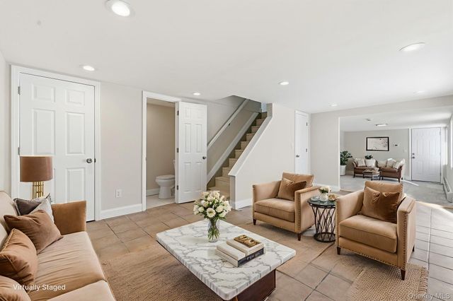 5 Bowman Lane, Kings Park, NY 11754