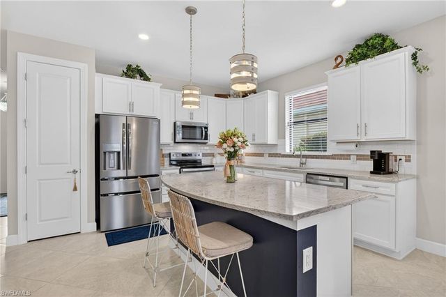 16133 Palmetto Prairie DR, Alva, FL 33920