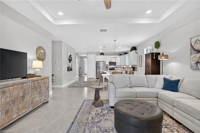 16133 Palmetto Prairie DR, Alva, FL 33920