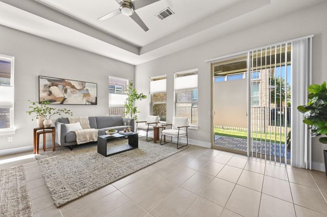 5013 Paul Thomas DR, Austin, TX 78717