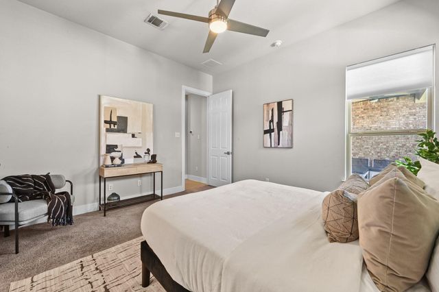 5013 Paul Thomas DR, Austin, TX 78717