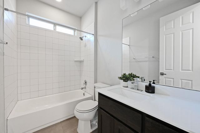 5013 Paul Thomas DR, Austin, TX 78717
