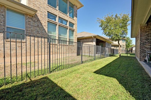 5013 Paul Thomas DR, Austin, TX 78717