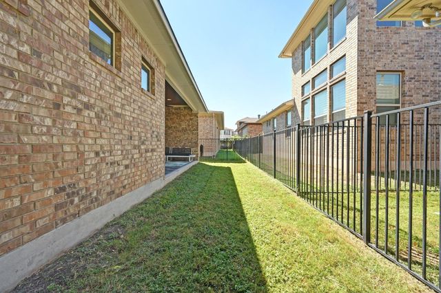 5013 Paul Thomas DR, Austin, TX 78717