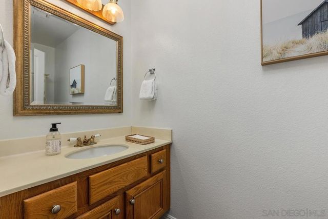 1039 Honeysuckle Drive, San Marcos, CA 92078