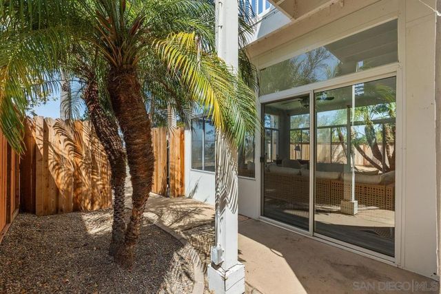 1039 Honeysuckle Drive, San Marcos, CA 92078
