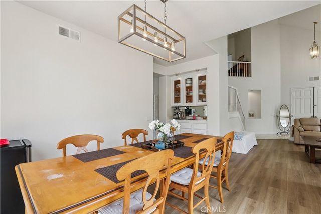 1 Longbourn Aisle, Irvine, CA 92603