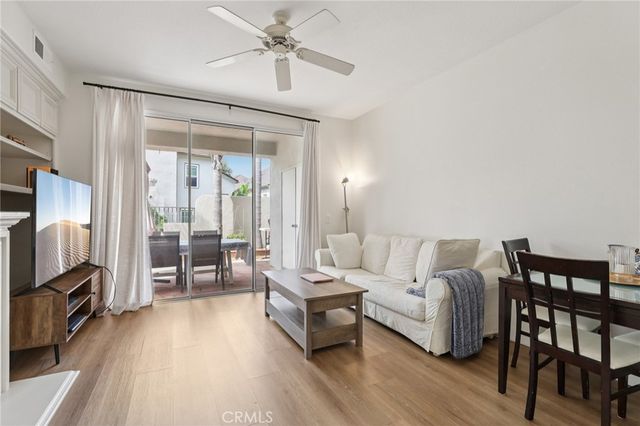 1 Longbourn Aisle, Irvine, CA 92603