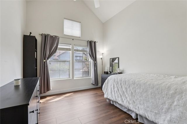 1 Longbourn Aisle, Irvine, CA 92603