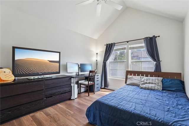 1 Longbourn Aisle, Irvine, CA 92603