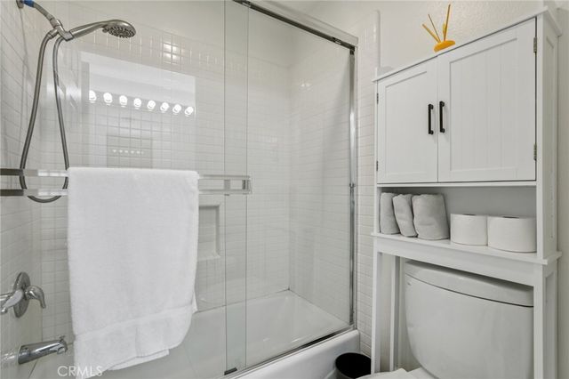 1 Longbourn Aisle, Irvine, CA 92603