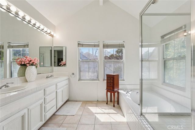 1 Longbourn Aisle, Irvine, CA 92603