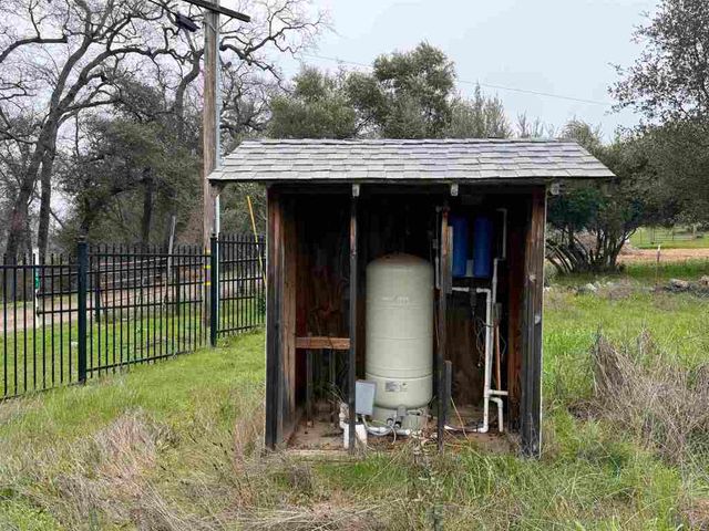 5893 Fruitland Rd, Marysville, CA 95901