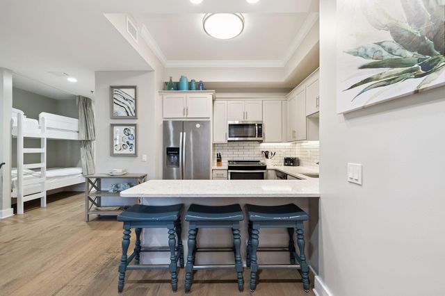 100 Matthew Boulevard 113, Destin, FL 32541