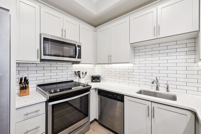 100 Matthew Boulevard 113, Destin, FL 32541