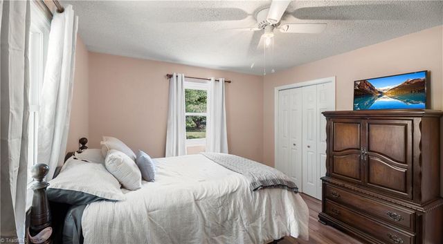 5984 Pepper Road, Oak Ridge, NC 27310