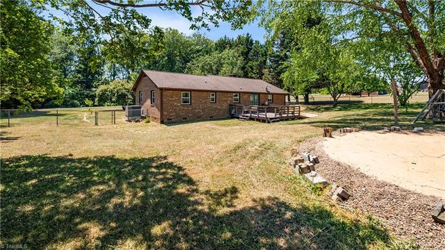 5984 Pepper Road, Oak Ridge, NC 27310