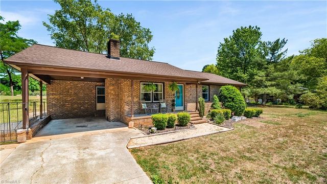 5984 Pepper Road, Oak Ridge, NC 27310