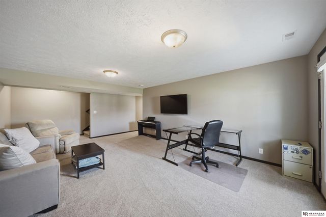 2500 N 87th Street, Lincoln, NE 68507