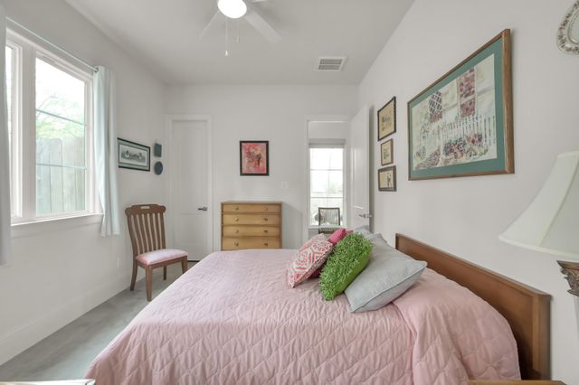 12935 Shady Grove Lane, Montgomery, TX 77356