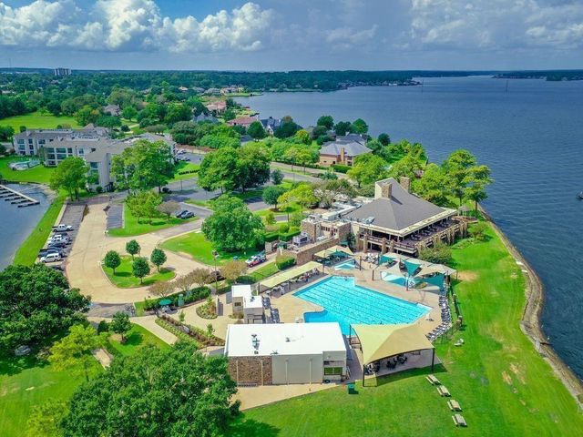 12935 Shady Grove Lane, Montgomery, TX 77356