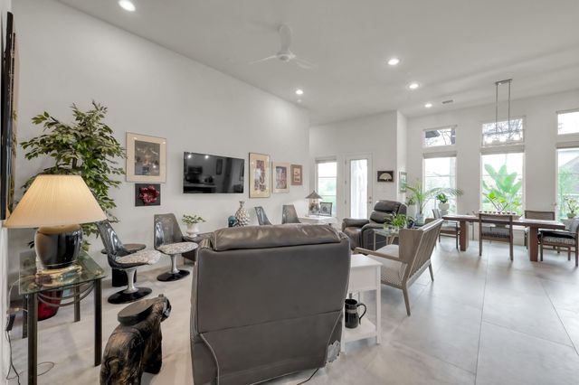 12935 Shady Grove Lane, Montgomery, TX 77356