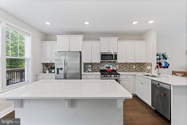 59 SULLIVAN WAY, Marlton, NJ 08053