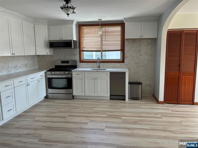 47 Kingsland Avenue 2, Kearny, NJ 07032