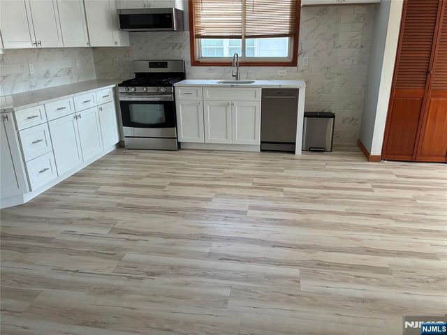 47 Kingsland Avenue 2, Kearny, NJ 07032