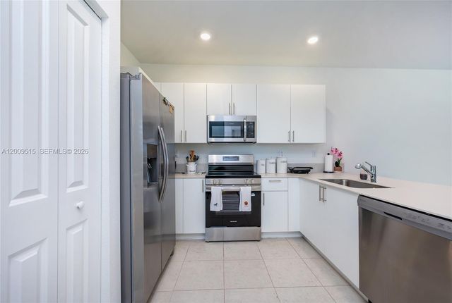 13311 SW 233rd Ter, Homestead, FL 33032