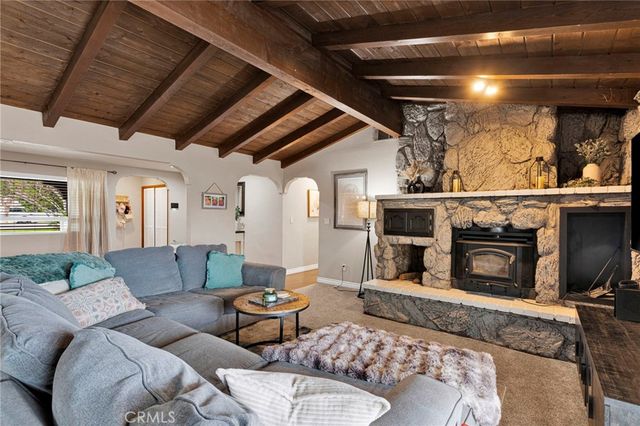 19075 Bay Meadows, Apple Valley, CA 92308