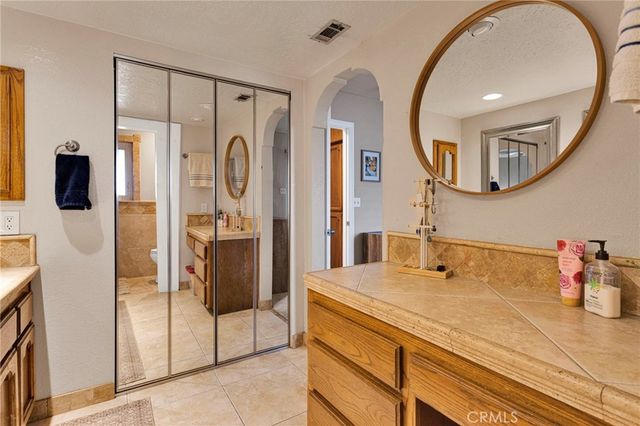 19075 Bay Meadows, Apple Valley, CA 92308