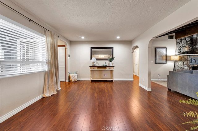 19075 Bay Meadows, Apple Valley, CA 92308