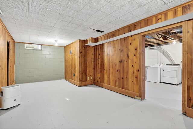 916 Linn Avenue SW, Owatonna, MN 55060