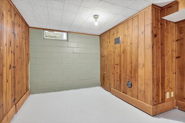 916 Linn Avenue SW, Owatonna, MN 55060