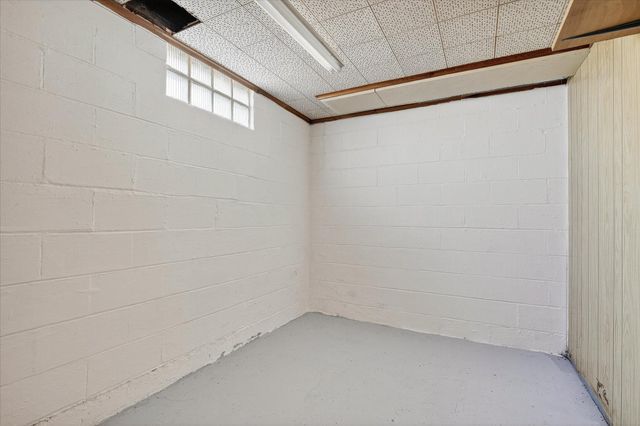 916 Linn Avenue SW, Owatonna, MN 55060