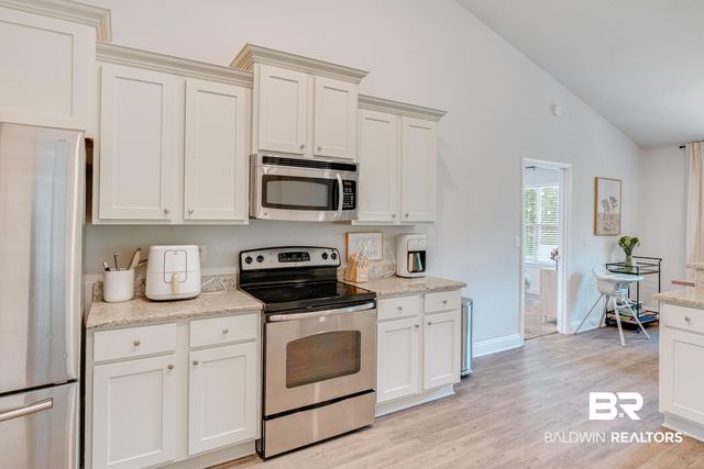 2215 W Fernwood Loop, Semmes, AL 36575