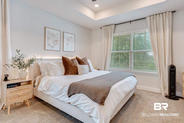 2215 W Fernwood Loop, Semmes, AL 36575