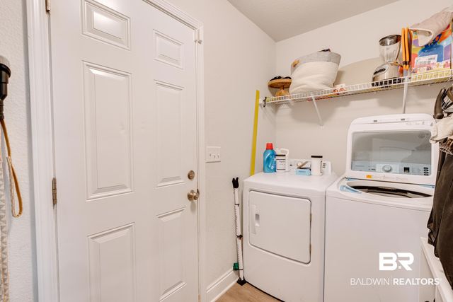 2215 W Fernwood Loop, Semmes, AL 36575