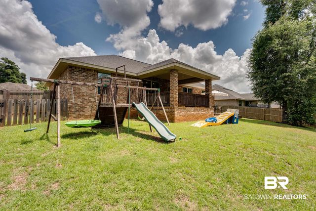 2215 W Fernwood Loop, Semmes, AL 36575