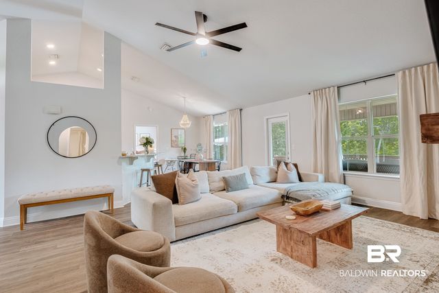 2215 W Fernwood Loop, Semmes, AL 36575
