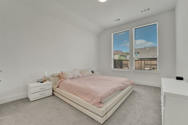 1824 Leo Drive, Van Alstyne, TX 75495