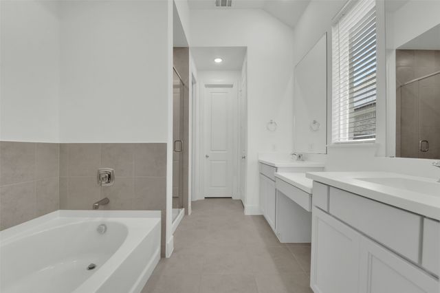 1824 Leo Drive, Van Alstyne, TX 75495