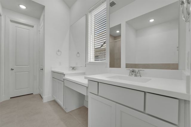 1824 Leo Drive, Van Alstyne, TX 75495