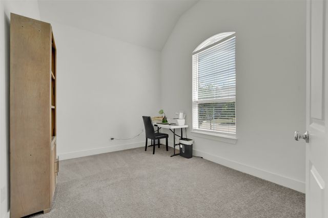 1824 Leo Drive, Van Alstyne, TX 75495