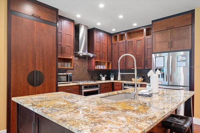 2395 HYDE PARK STREET, Sarasota, FL 34239