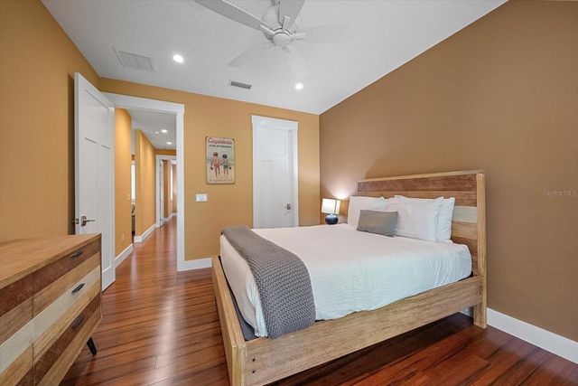 2395 HYDE PARK STREET, Sarasota, FL 34239