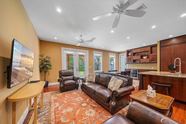 2395 HYDE PARK STREET, Sarasota, FL 34239