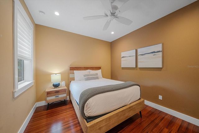 2395 HYDE PARK STREET, Sarasota, FL 34239